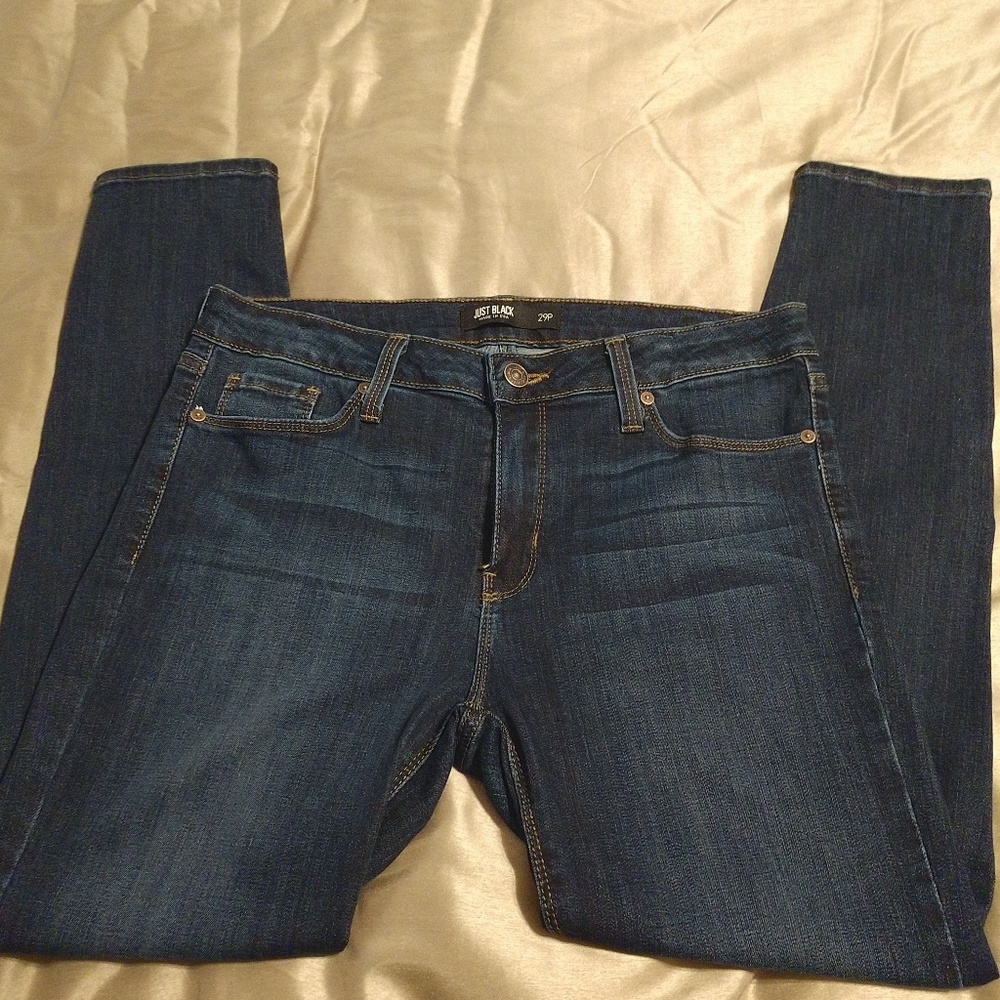 Just Black Winslette Skinny Jean